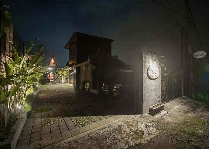 Rumah Kayu Tatiya Villa Jimbaran